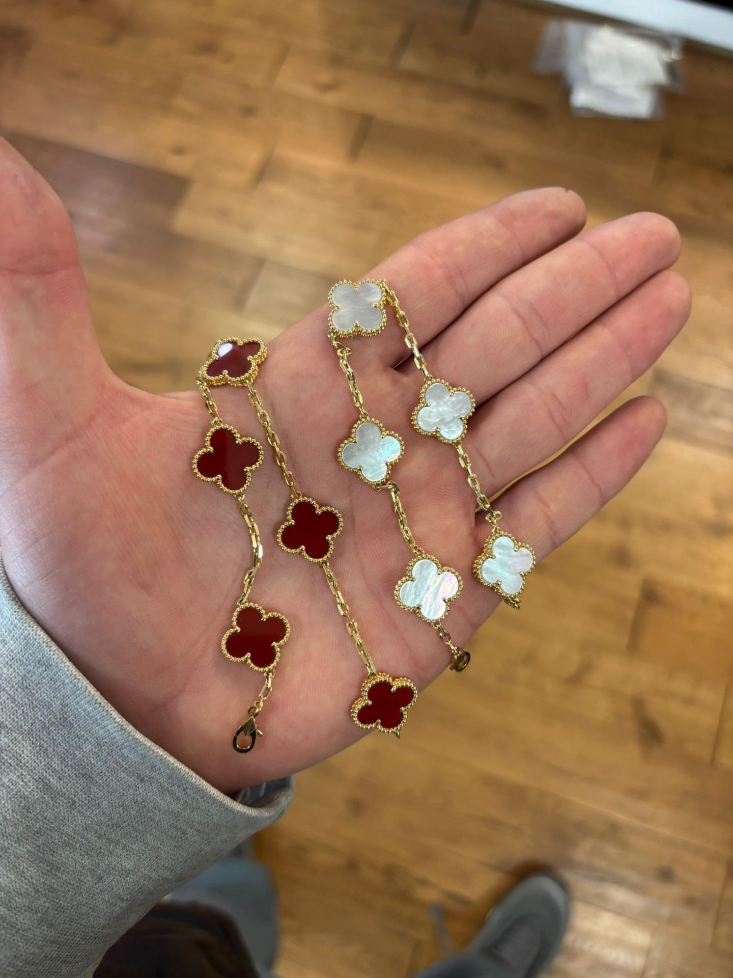Alhambra-style motif pendants